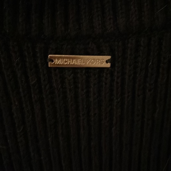 Michael Kors Turtleneck Sweater - Picture 4 of 4